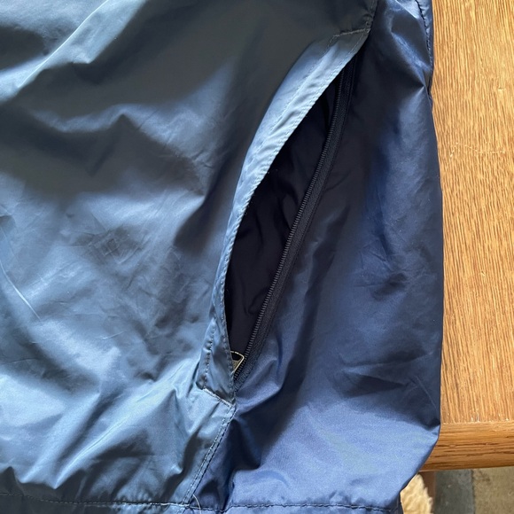 Columbia Men’s Shell Jacket - Picture 5 of 5